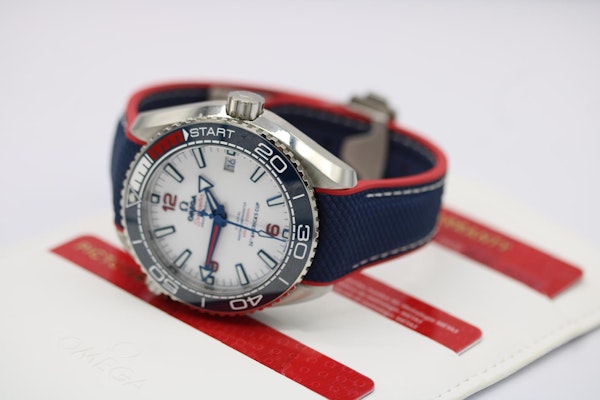 Omega Seamaster Planet Ocean 215.32.43.21.04.001 America's Cup - image 10
