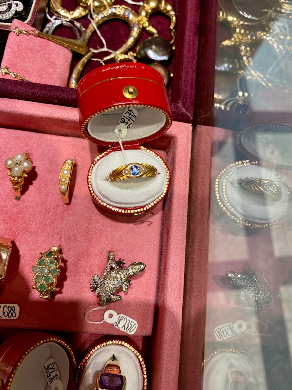 Sapphire Pearl Ring in 18ct Gold, Date 1885-1901, Lilly's Attic since 2001 - image 6