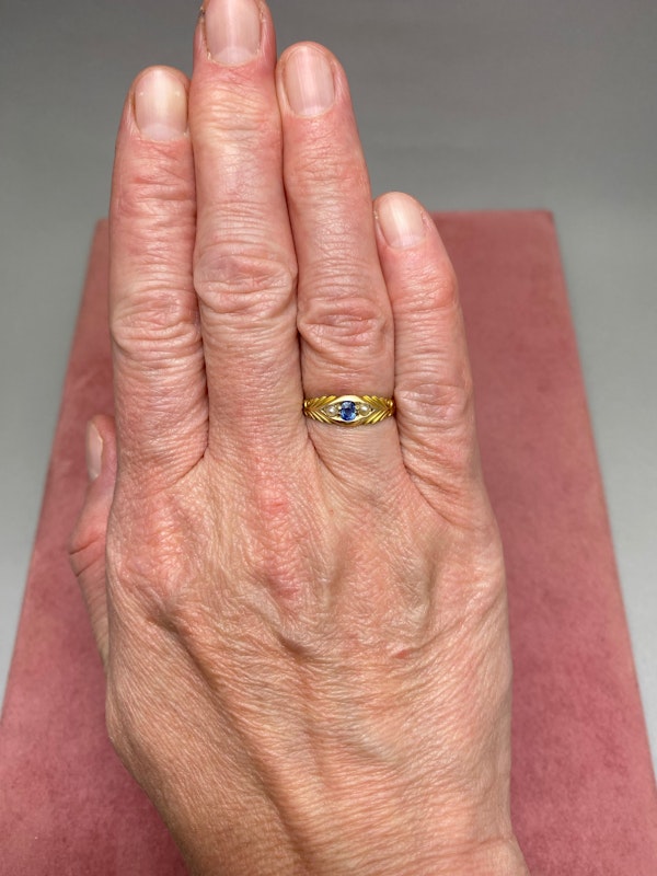 Sapphire Pearl Ring in 18ct Gold, Date 1885-1901, Lilly's Attic since 2001 - image 5