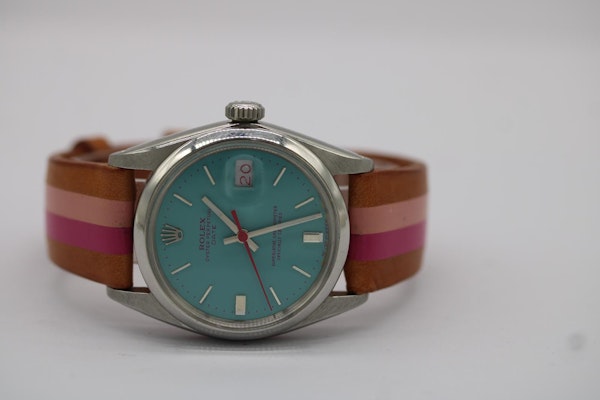 Rolex Oyster Perpetual Date 1500 Turquoise Dial | Pink Details | Custom Leather Strap - image 3