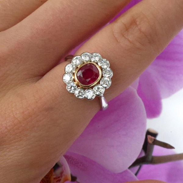Burma Ruby, Diamond and Platinum Cluster Ring, 0.97 Carats - image 4