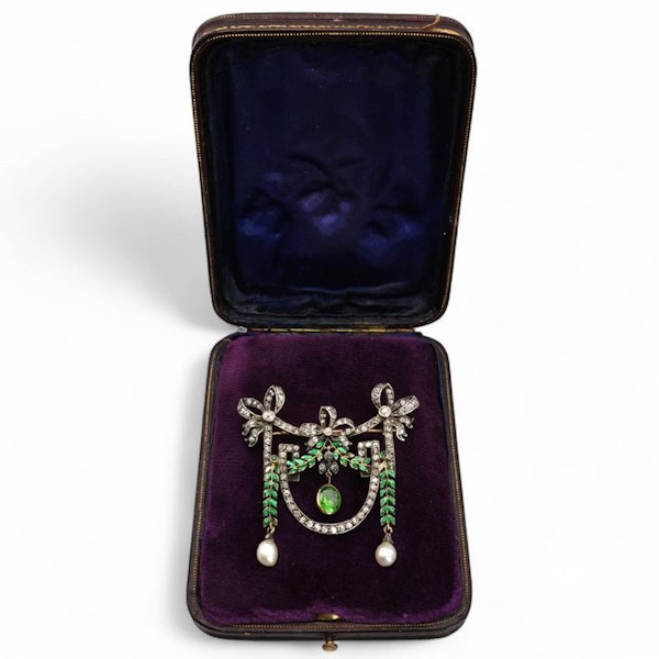 Edwardian Demantoid Garnet, Pearl, Diamond and Silver Upon Gold Brooch, Circa 1905 - image 5