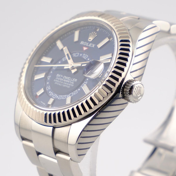 Rolex Sky-Dweller 326934 – Blue Dial - image 5