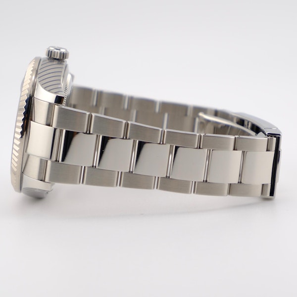 Rolex Sky-Dweller 326934 – Blue Dial - image 2