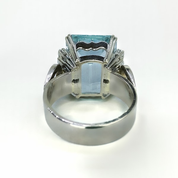 21ct Aquamarine & Diamond Cocktail Ring - Saddingtons Jewellery Stand 375 - image 4