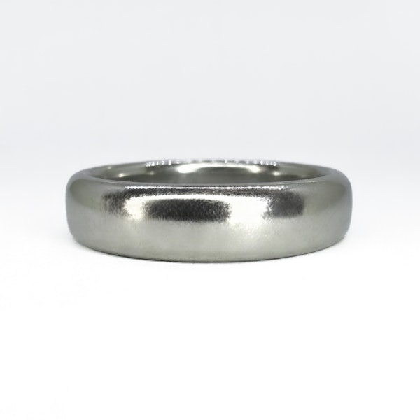 Tiffany Platinum Band Ring - Saddingtons Jewellery Stand 375 - image 2