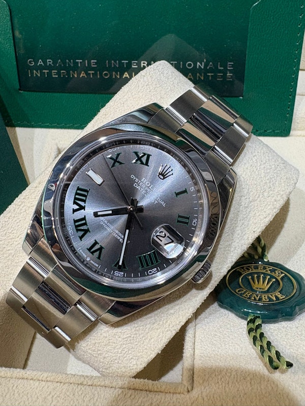 Rolex Datejust 126300 - image 5