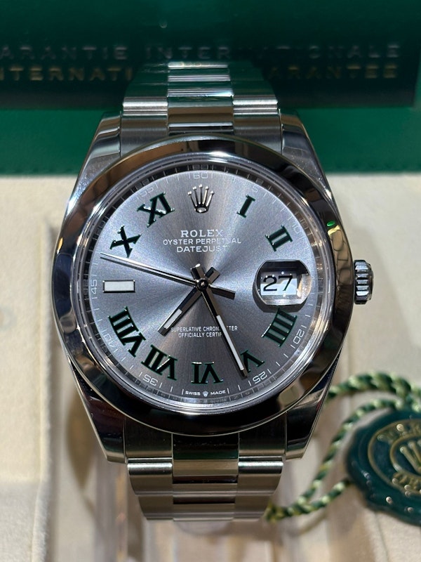 Rolex Datejust 126300 - image 2