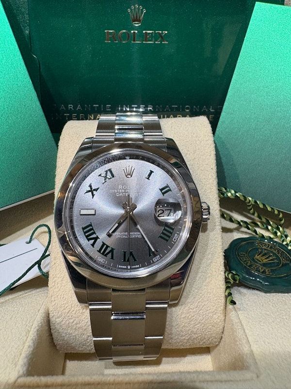 Rolex Datejust 126300 - image 3