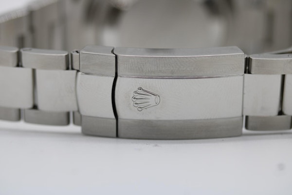 Rolex Datejust 126300 - image 7