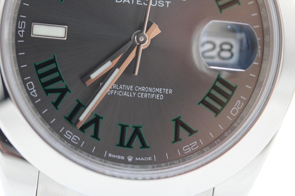 Rolex Datejust 126300 - image 12