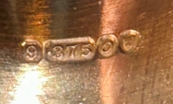 Sculptural Statement Gold Ring attributed to John Barnard - info@marksjewellery.co.uk - image 4