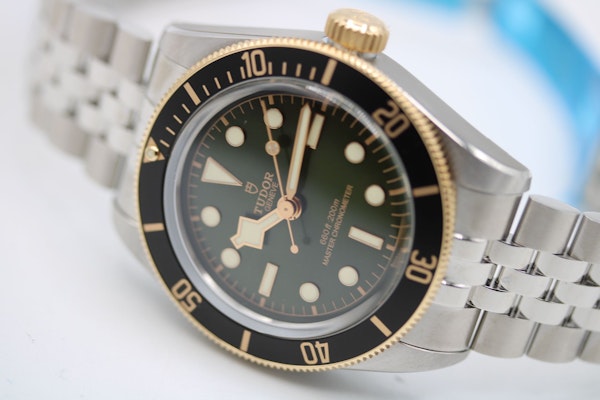Tudor Black Bay Harrods 7941A1A3NU Full Unworn Set 2024 Complete unworn full set - image 12