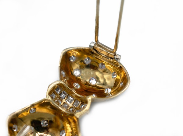 Kutchinsky Diamond Set 18ct Gold 'Bow' Brooch - image 4