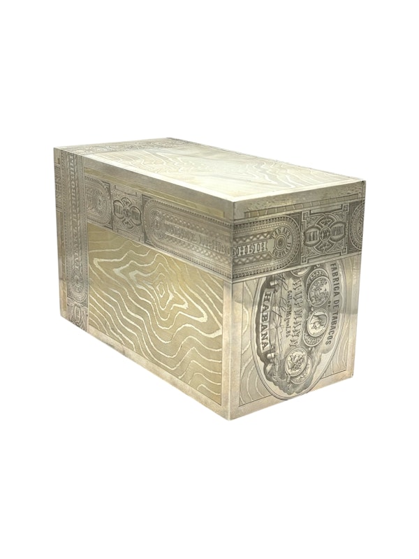 Antique Russian silver trompe l'oeil large cigar box, Moscow, 1888 by Ovchinnikov. - image 5