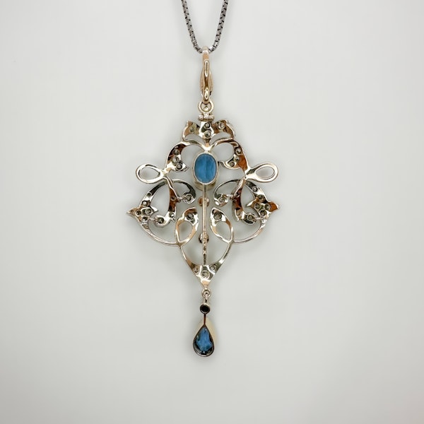 Art Nouveau Aquamarine Pendant - Saddingtons Jewellery Stand 375 - image 3