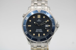 Omega Seamaster Diver 300 M Beautifully aged dial 1999 Box and Papers