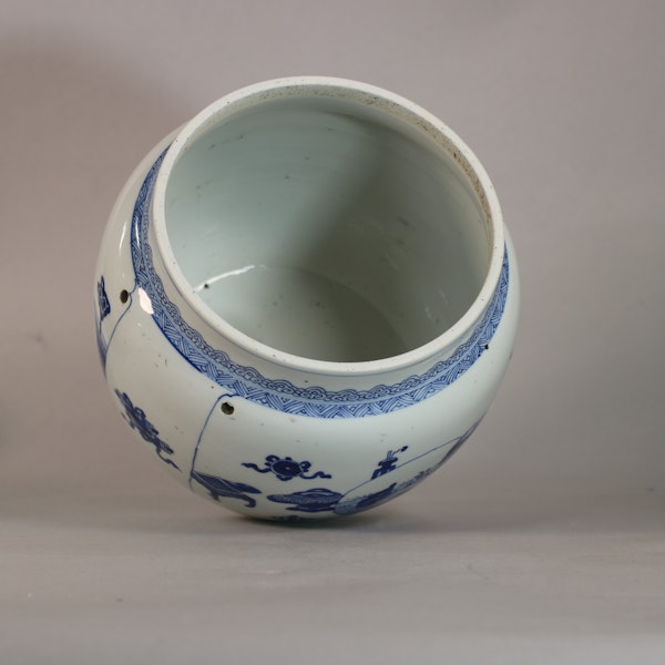 Chinese blue and white food vessel of bulbous form Kangxi(1662-1722) - image 7