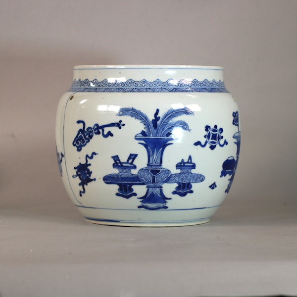 Chinese blue and white food vessel of bulbous form Kangxi(1662-1722) - image 3