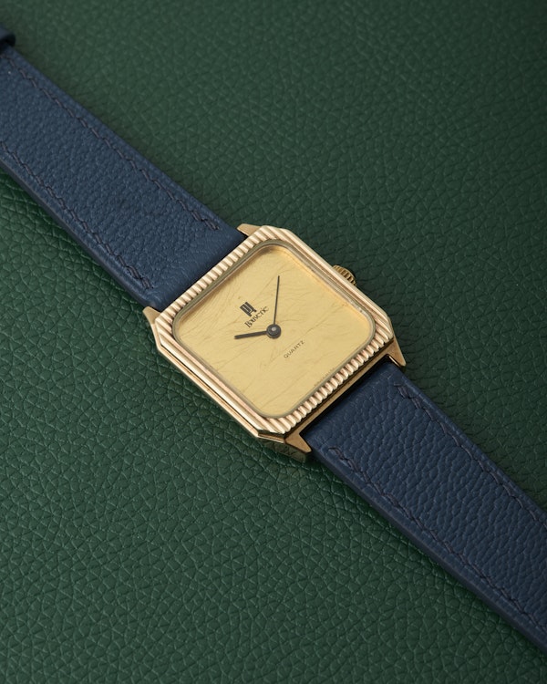 Bouverie 9K British London Yellow Gold Tank Quartz Vintage 1983 - image 9