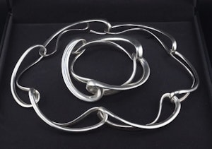 Georg Jensen Infinity Necklace 452 Sterling Silver. Mark Constable Unit 301