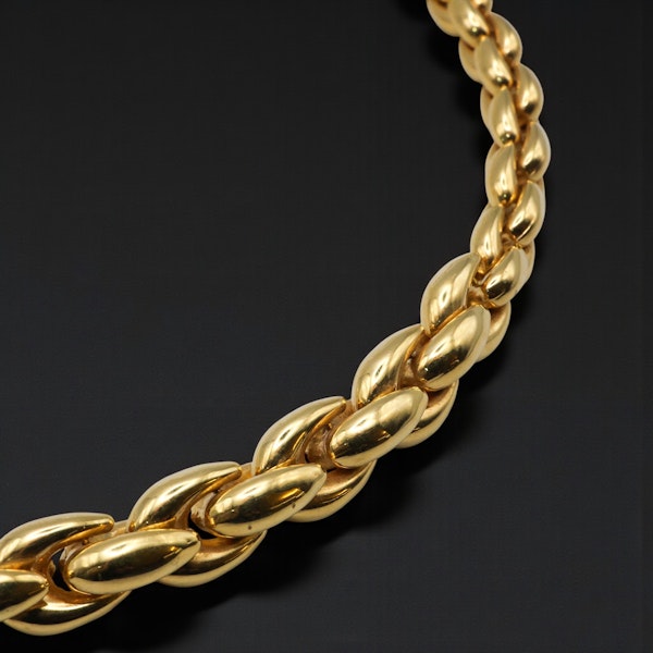 Lovely French 18ct Gold And Sapphire Necklace at Deco&Vintage Ltd - image 4