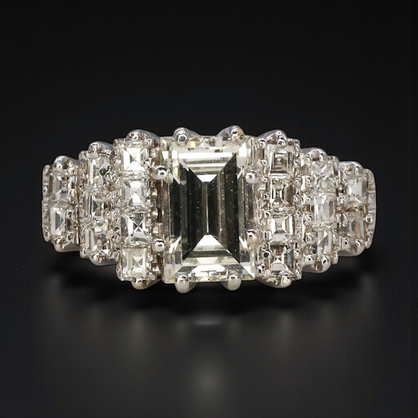 1.1ct Emerald-cut Diamond 18ct White Gold Ring at Deco&Vintage Ltd - image 4