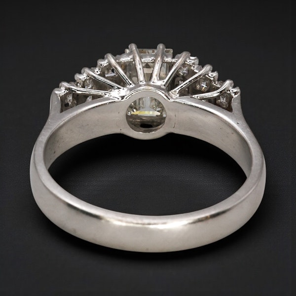 1.1ct Emerald-cut Diamond 18ct White Gold Ring at Deco&Vintage Ltd - image 5