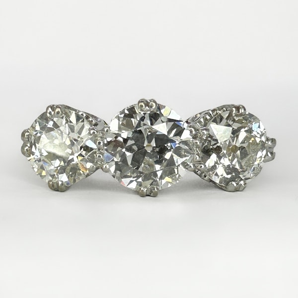 Antique 2.55ct Diamond 3 Stone Ring - Saddingtons Jewellery Stand 375 - image 1