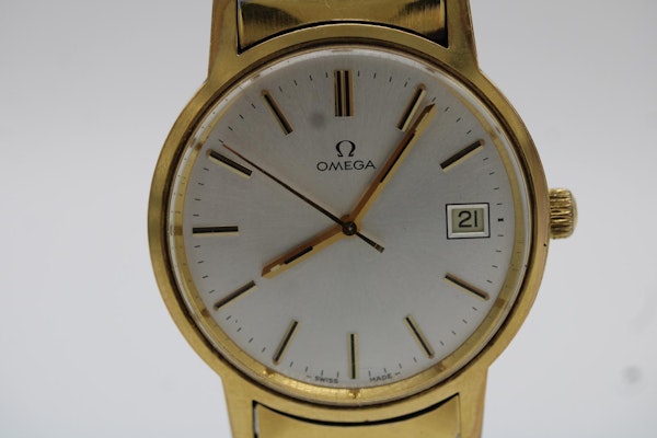 Omega Genève 136.0104 - image 4