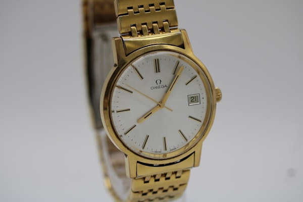 Omega Genève 136.0104 - image 7