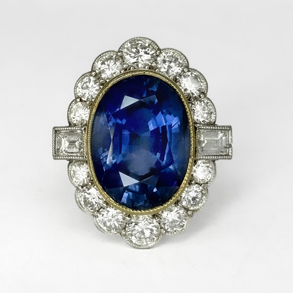 10ct Blue Purple Sapphire And Diamond Cluster Ring - Saddingtons Jewellery Stand 375 - image 1
