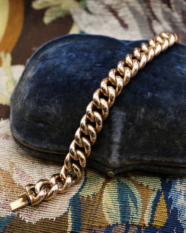 15ct Gold Chunky Curb Link Bracelet, Circa 191 - image 2