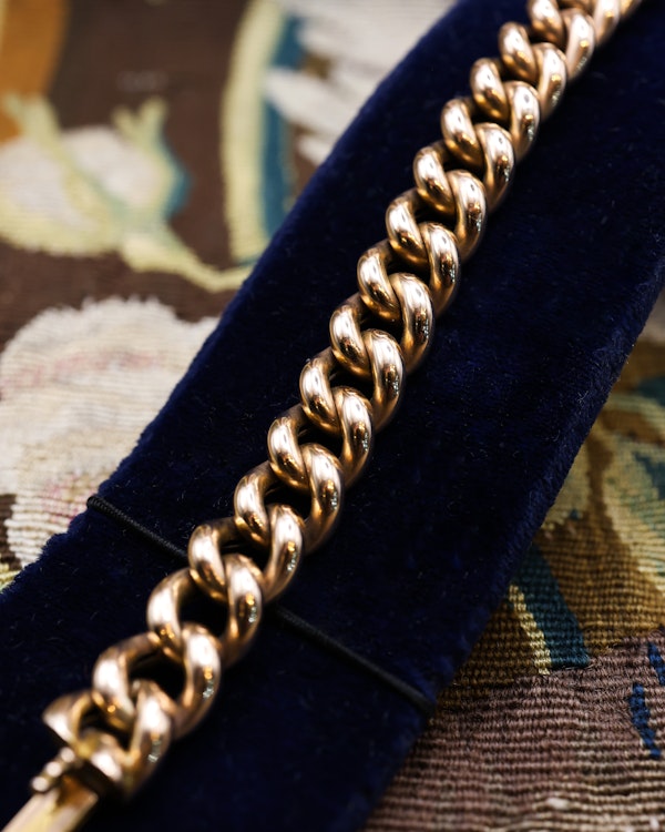 15ct Gold Chunky Curb Link Bracelet, Circa 191 - image 3