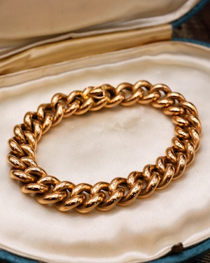 15ct Gold Chunky Curb Link Bracelet, Circa 191