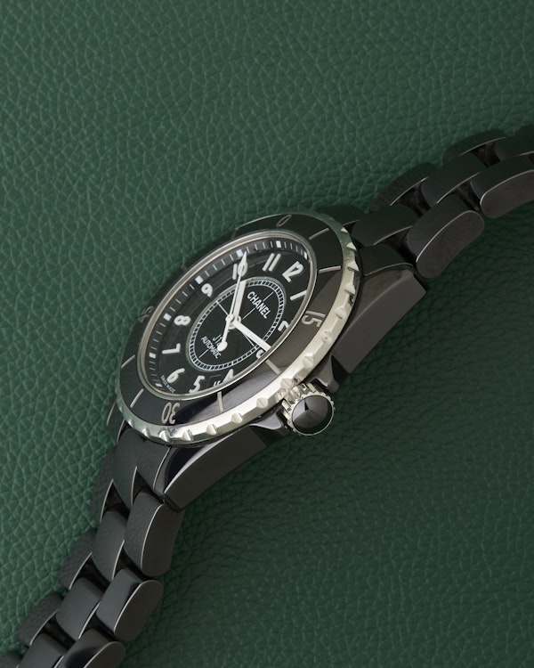 CHANEL J12 Black Ceramic 39mm Black Dial Black Bezel - image 4
