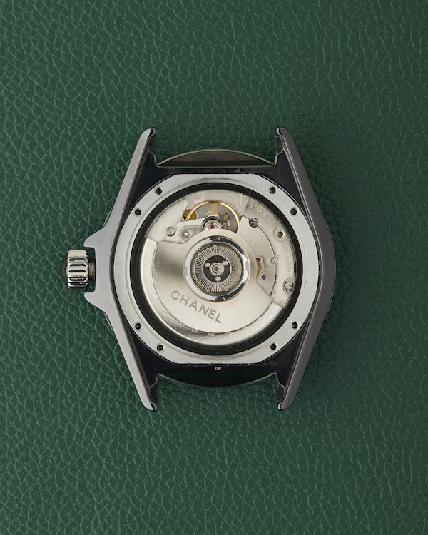 CHANEL J12 Black Ceramic 39mm Black Dial Black Bezel - image 12