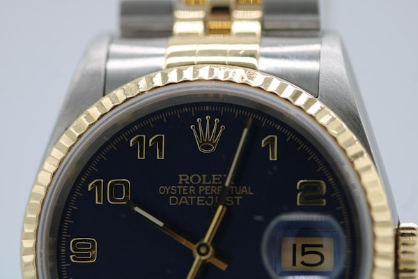 Rolex Datejust 36 16233 Watch Blue Dial Box and papers 2003 - image 4
