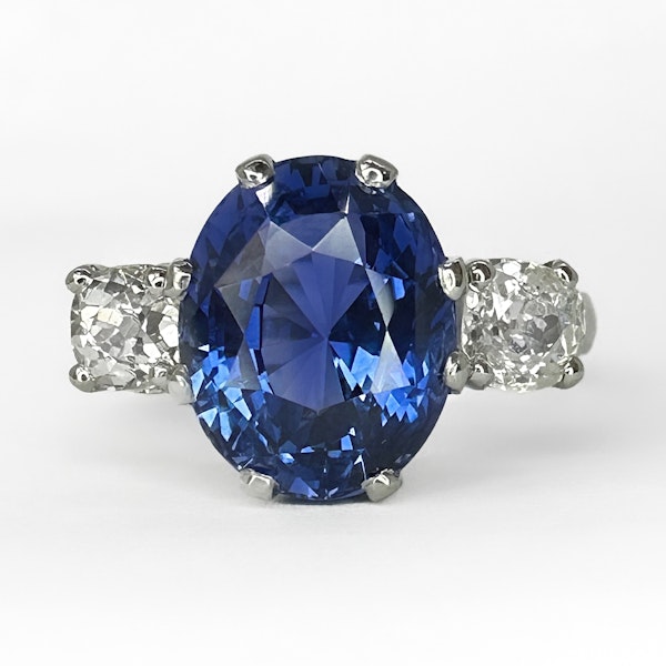 7.47ct Ceylon Sapphire Trilogy Ring - Saddingtons Jewellery Stand 375 - image 1
