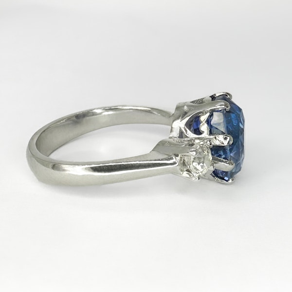 7.47ct Ceylon Sapphire Trilogy Ring - Saddingtons Jewellery Stand 375 - image 4