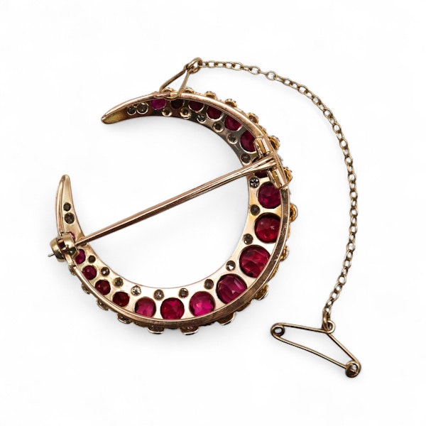 Antique Natural Red Spinel, Diamond and Gold Crescent Brooch, Circa 1890 - image 5