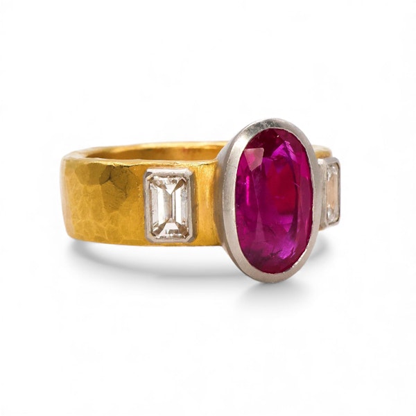 Late 20th Century Ruby, Diamond, Platinum and 22ct Gold Ring, 1.86 Carats, 1999 - image 3