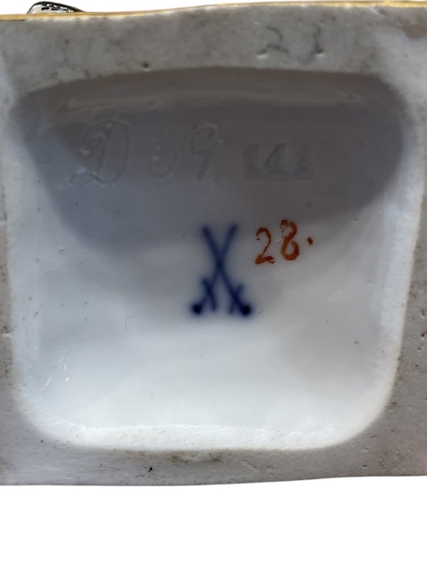 Meissen Commedia dell’arte figure - image 6