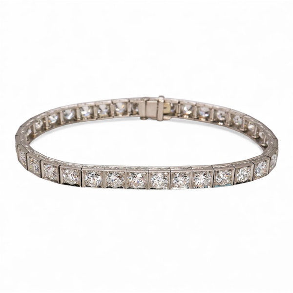 Art Deco Diamond and Platinum Line Bracelet, Circa 1925, 10.20 Carats - image 1