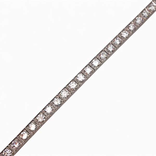 Art Deco Diamond and Platinum Line Bracelet, Circa 1925, 10.20 Carats - image 3