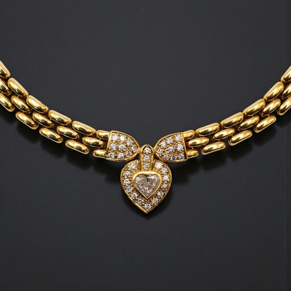 Contemporary Diamond 18ct Gold Necklace at Deco&Vintage Ltd - image 3