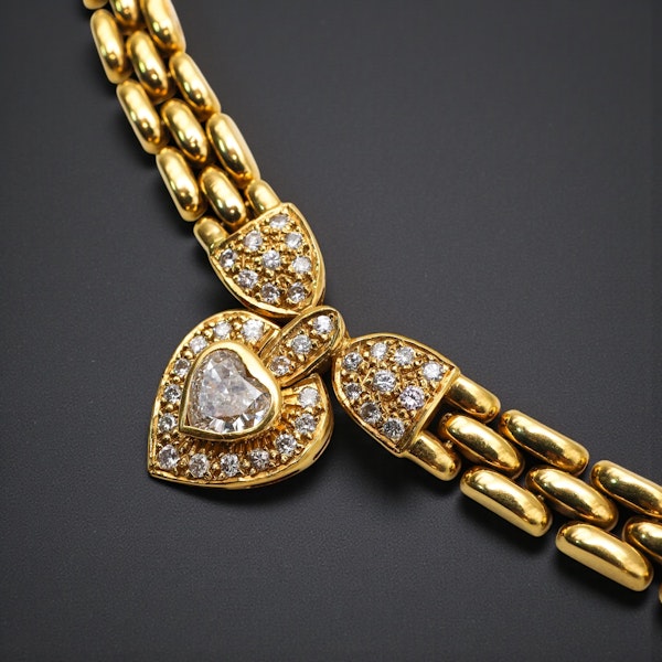Contemporary Diamond 18ct Gold Necklace at Deco&Vintage Ltd - image 4