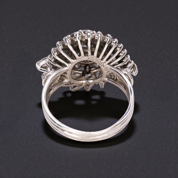 Cartier Vintage diamond platinum ring at Deco&Vintage Ltd - image 5