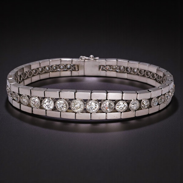 Lovely vintage French diamond 18ct white gold bracelet at Deco&Vintage Ltd - image 2
