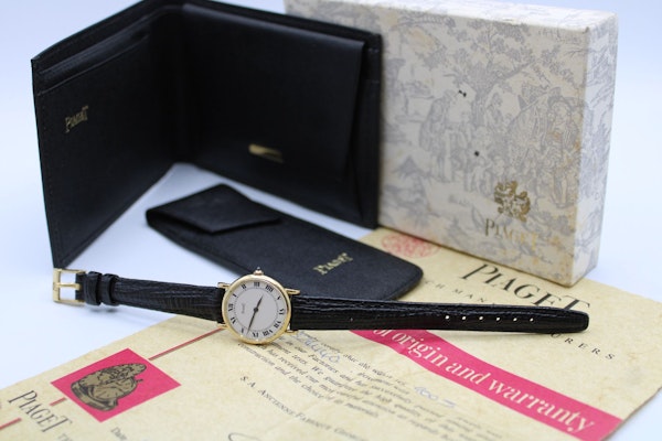 Piaget 9005 18ct Yellow gold Box and Papers - image 3